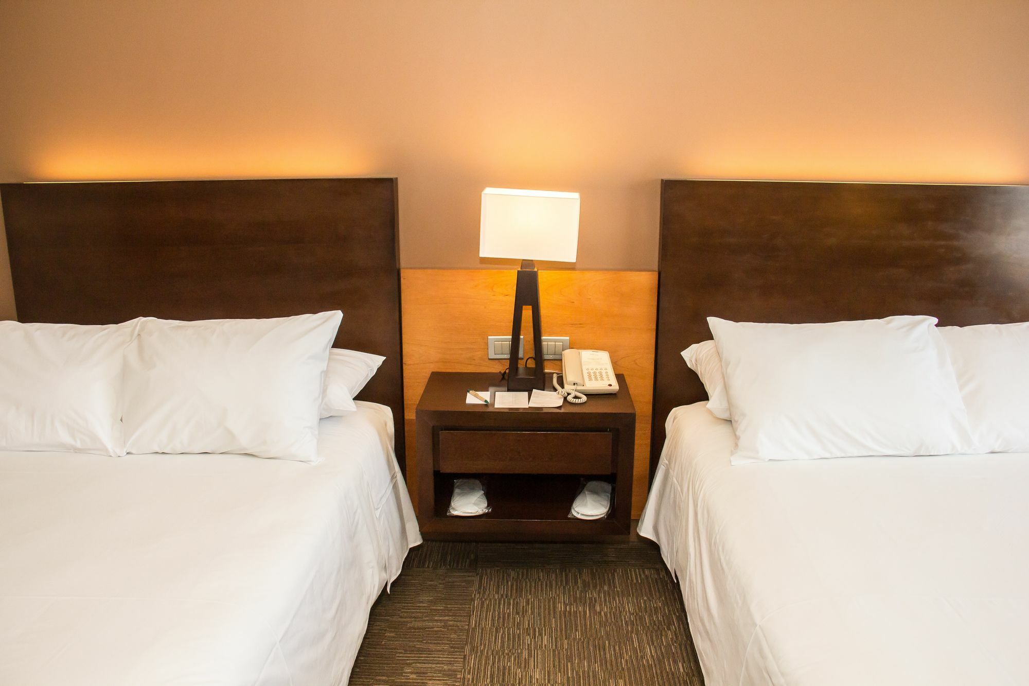Mds Hotel Calama Zewnętrze zdjęcie A room at the hotel